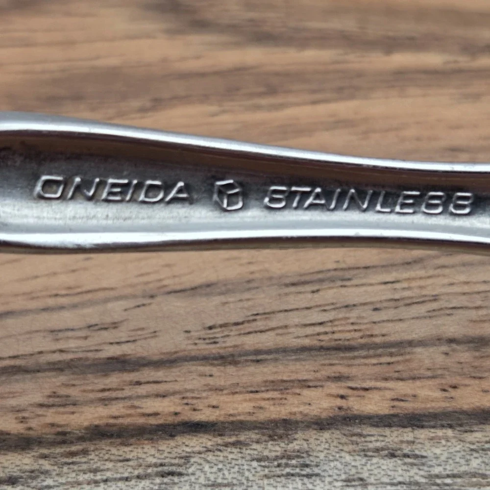 Set Of 4 Oneida Michelangelo Cube Heirloom Stainless Steel 18/10 Salad Forks